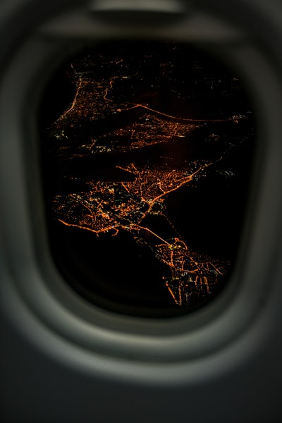 灯光城市飞机视图